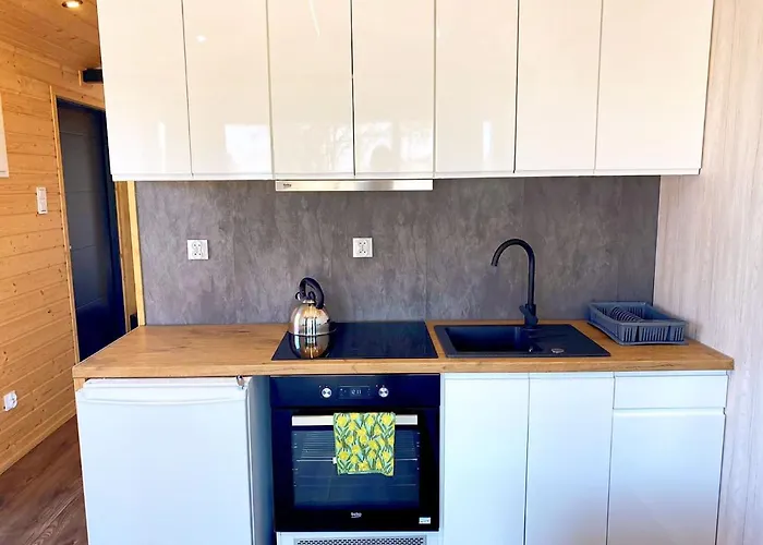 Wypoczynkowo Letniskowe *